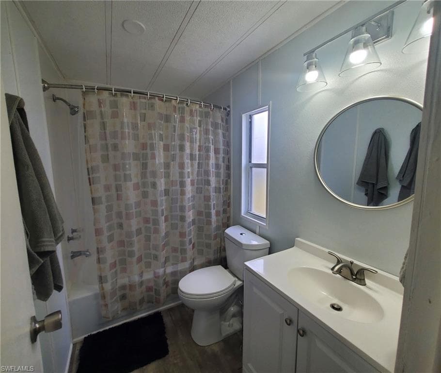 648 Future DR, NORTH FORT MYERS FL 33917-21