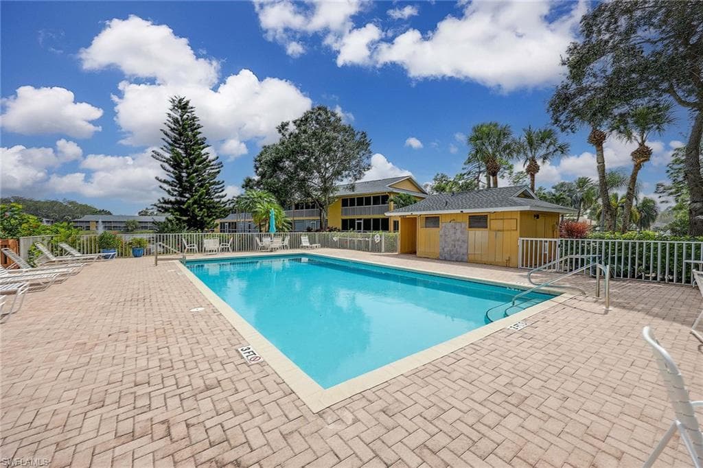 1150 Yesica Ann CIR # A205, NAPLES FL 34110-33