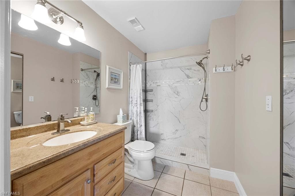 1150 Yesica Ann CIR # A205, NAPLES FL 34110-17
