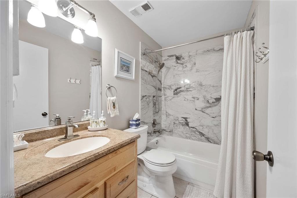 1150 Yesica Ann CIR # A205, NAPLES FL 34110-20
