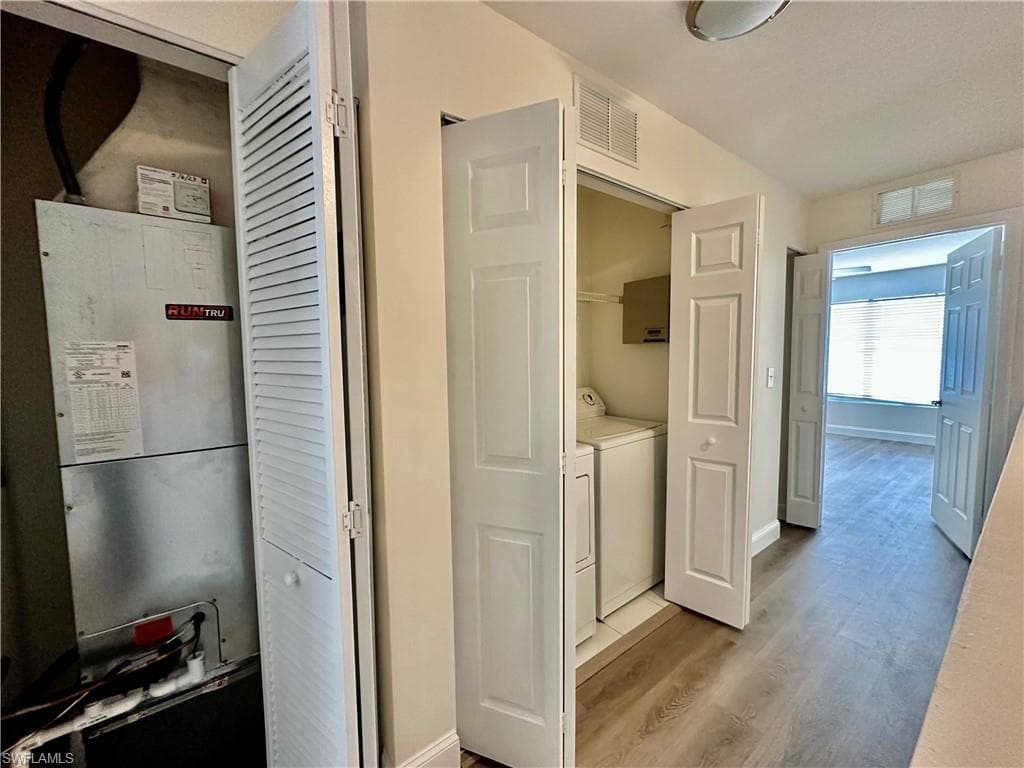 3627 Pine Oak CIR # 102, FORT MYERS FL 33916-31