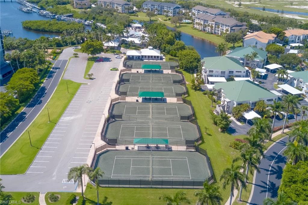 445 Cove Towers DR # 304, NAPLES FL 34110-31