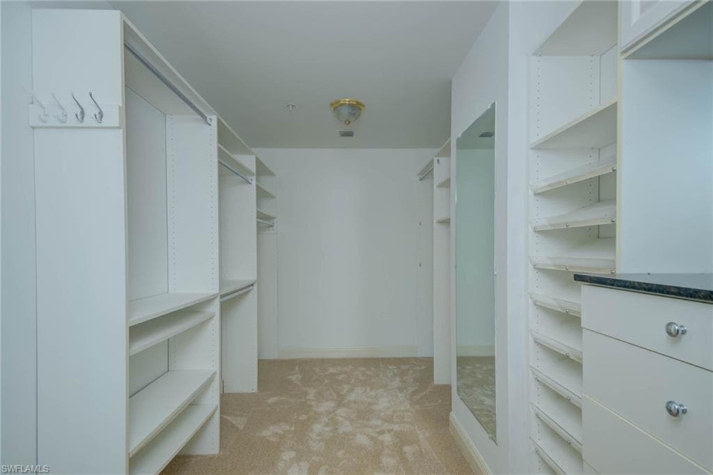 445 Cove Towers DR # 304, NAPLES FL 34110-4