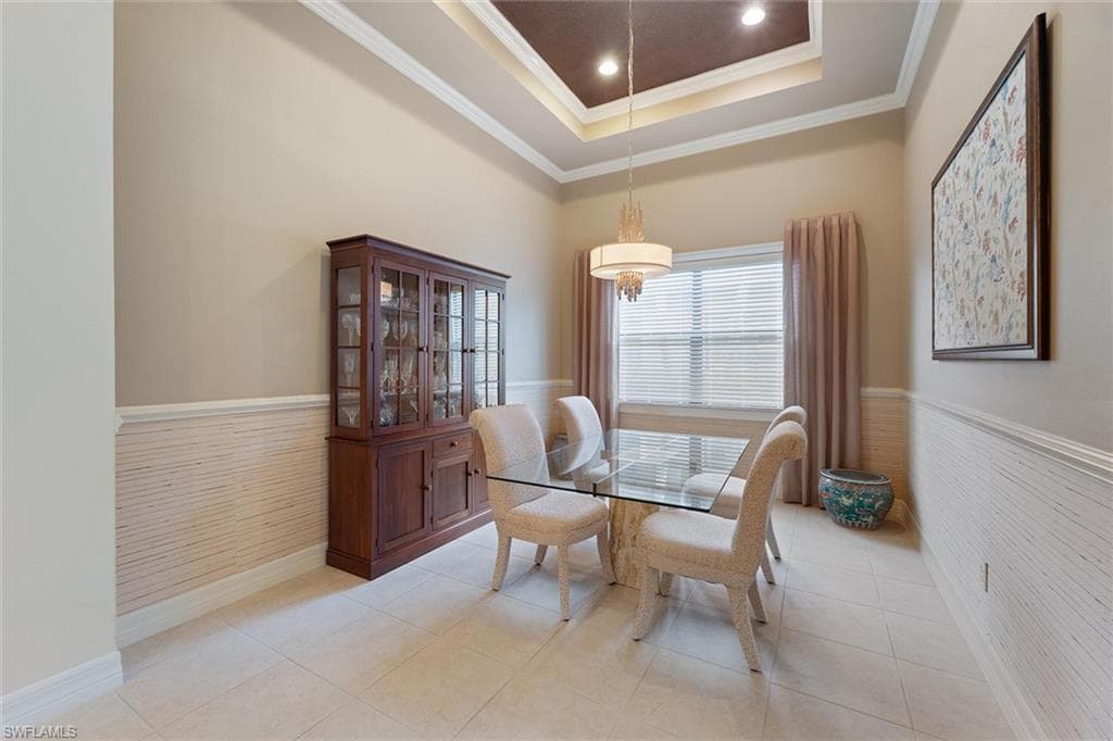 12440 Wisteria DR, NAPLES FL 34120-11