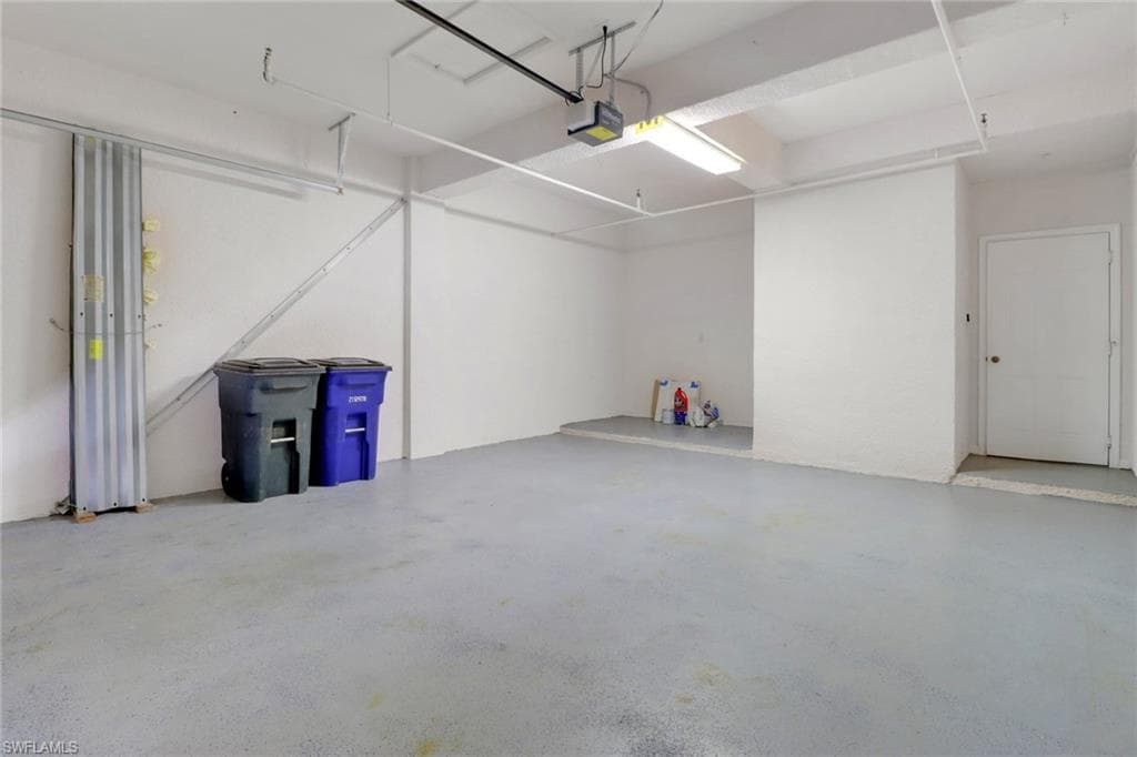 3520 Lansing LOOP # 203, ESTERO FL 33928-20