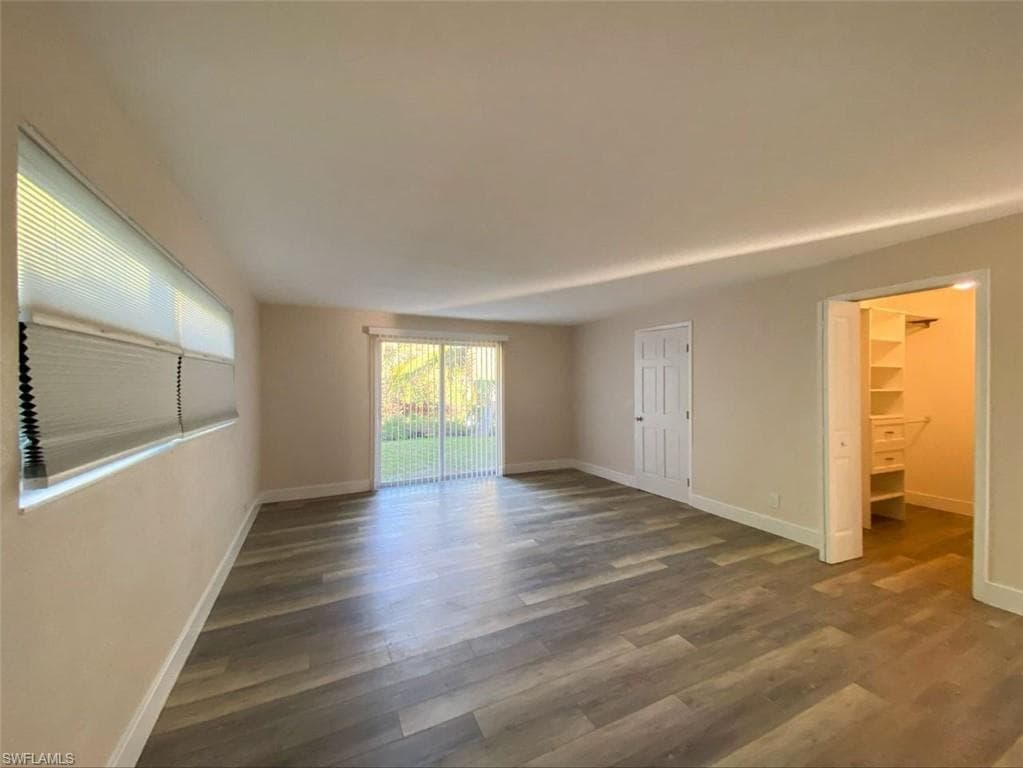 550 14th ST N, NAPLES FL 34102-7