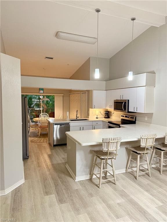 28740 Diamond DR # 204, BONITA SPRINGS FL 34134-2