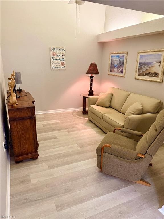 28740 Diamond DR # 204, BONITA SPRINGS FL 34134-8