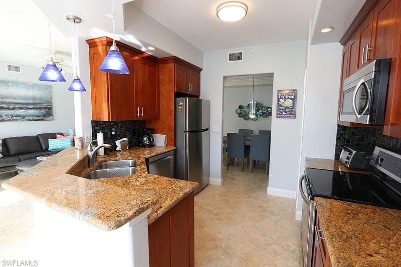 2110 Arielle DR # 103, NAPLES FL 34109-6