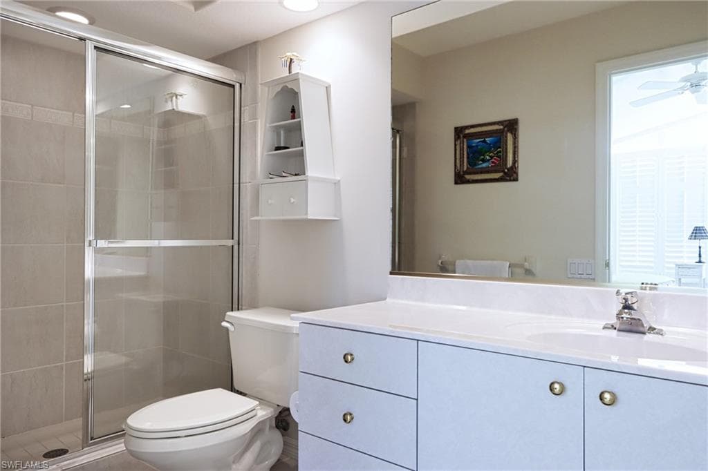 5901 Ashford LN, NAPLES FL 34110-15