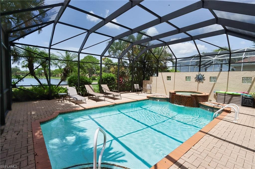 5901 Ashford LN, NAPLES FL 34110-27