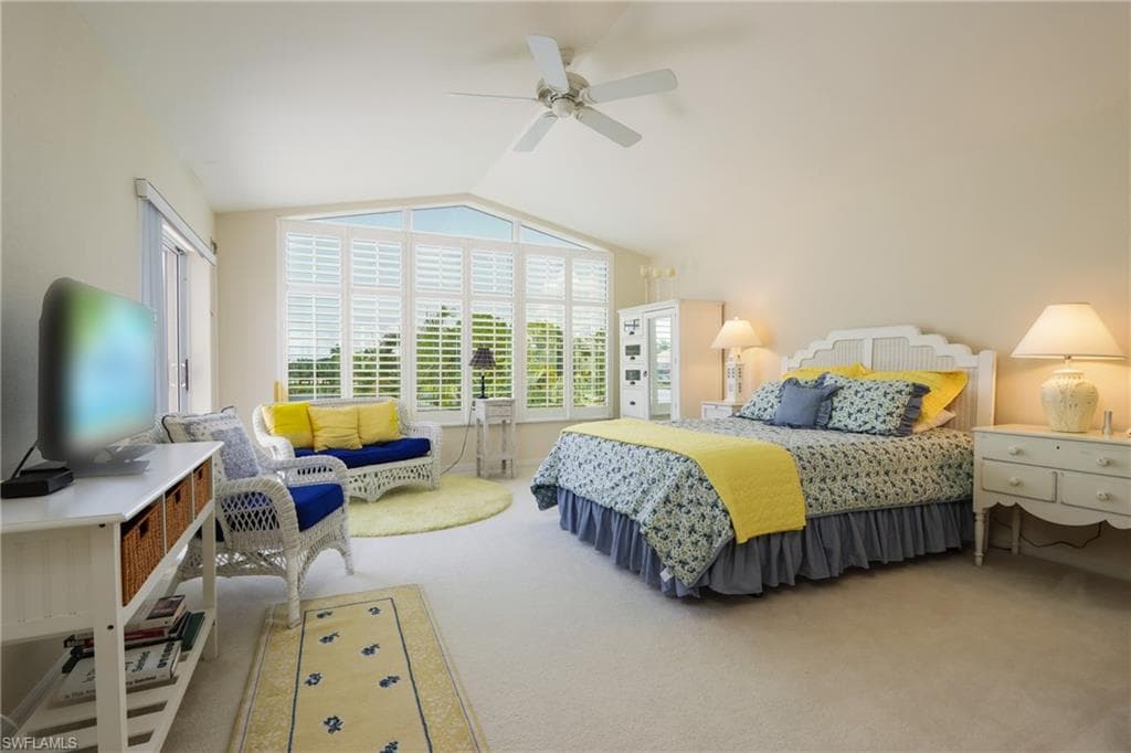 5901 Ashford LN, NAPLES FL 34110-13