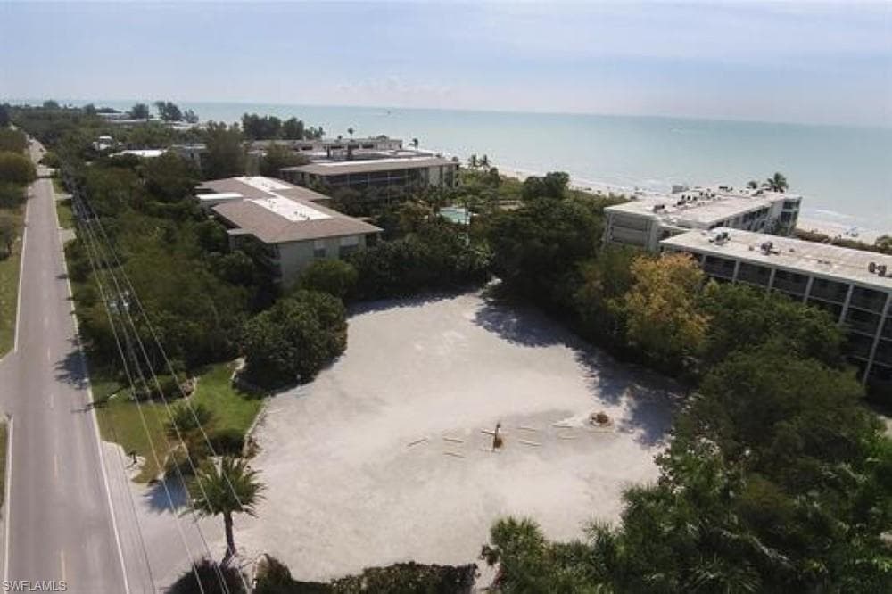 2761 W Gulf DR, SANIBEL FL 33957-1