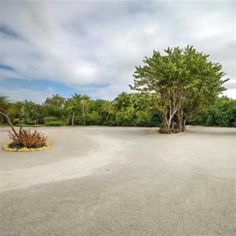2761 W Gulf DR, SANIBEL FL 33957-2
