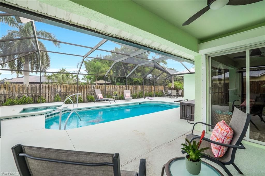 45 Wickliffe DR, NAPLES FL 34110-2