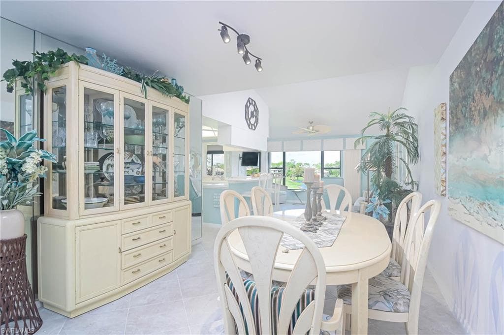 5845 Trailwinds DR # 531, FORT MYERS FL 33907-3