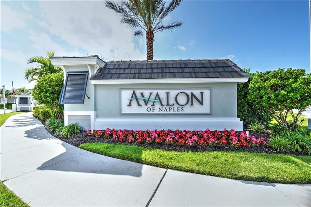 6940 Avalon CIR # 503, NAPLES FL 34112-1
