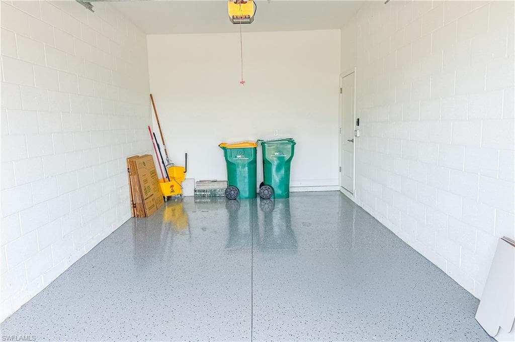 6940 Avalon CIR # 503, NAPLES FL 34112-39