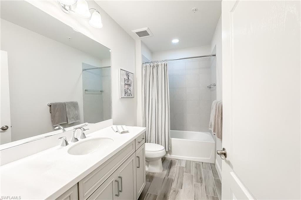 6940 Avalon CIR # 503, NAPLES FL 34112-20