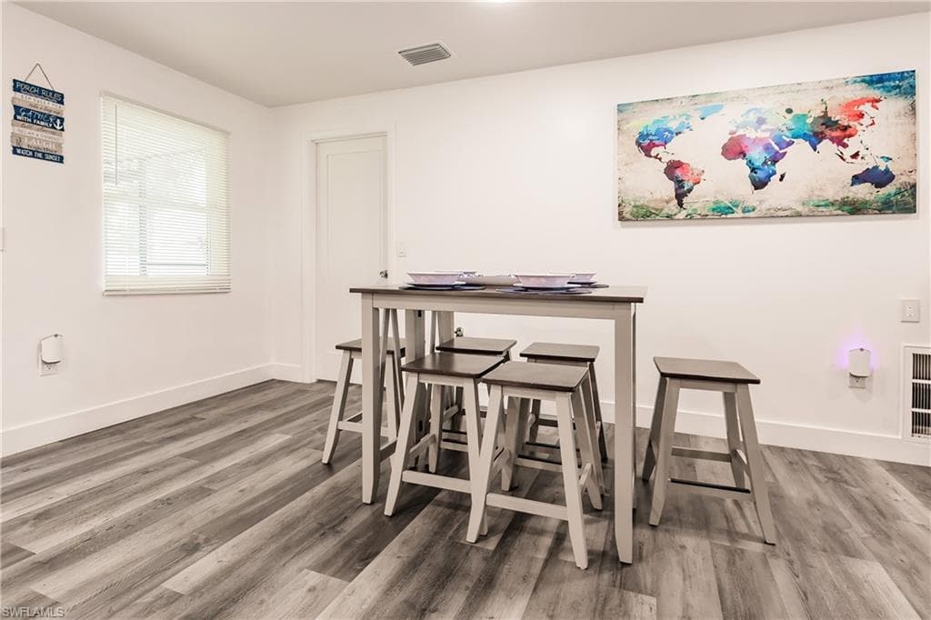 1942 Roseate LN, SANIBEL FL 33957-17