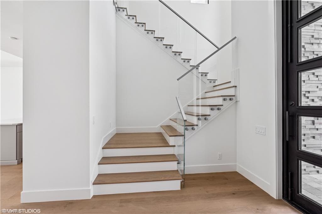 19044 Via Messina WAY, MIROMAR LAKES FL 33913-5