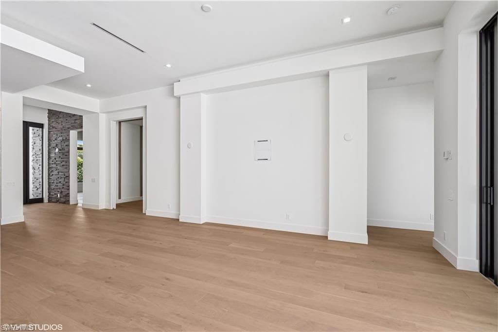 19044 Via Messina WAY, MIROMAR LAKES FL 33913-17