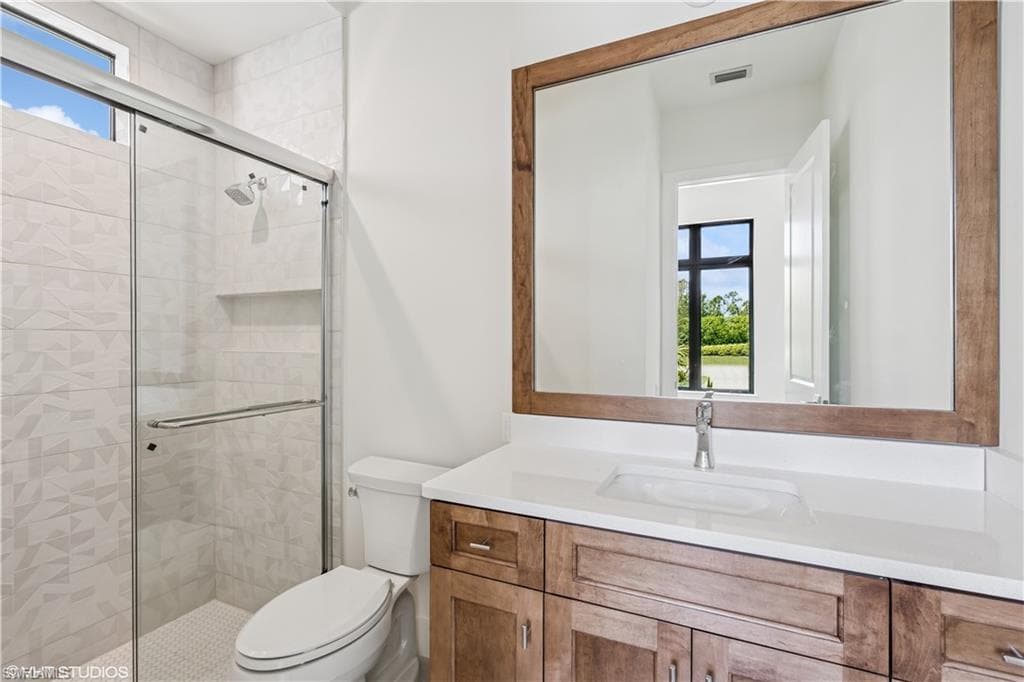 19044 Via Messina WAY, MIROMAR LAKES FL 33913-7