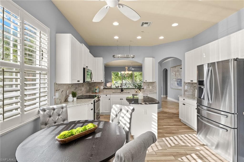 5920 Tarpon Gardens CIR # 201, CAPE CORAL FL 33914-12