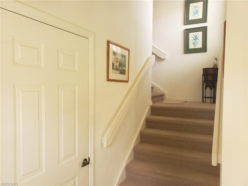 7552 Oleander Gate DR # 204, NAPLES FL 34109-16