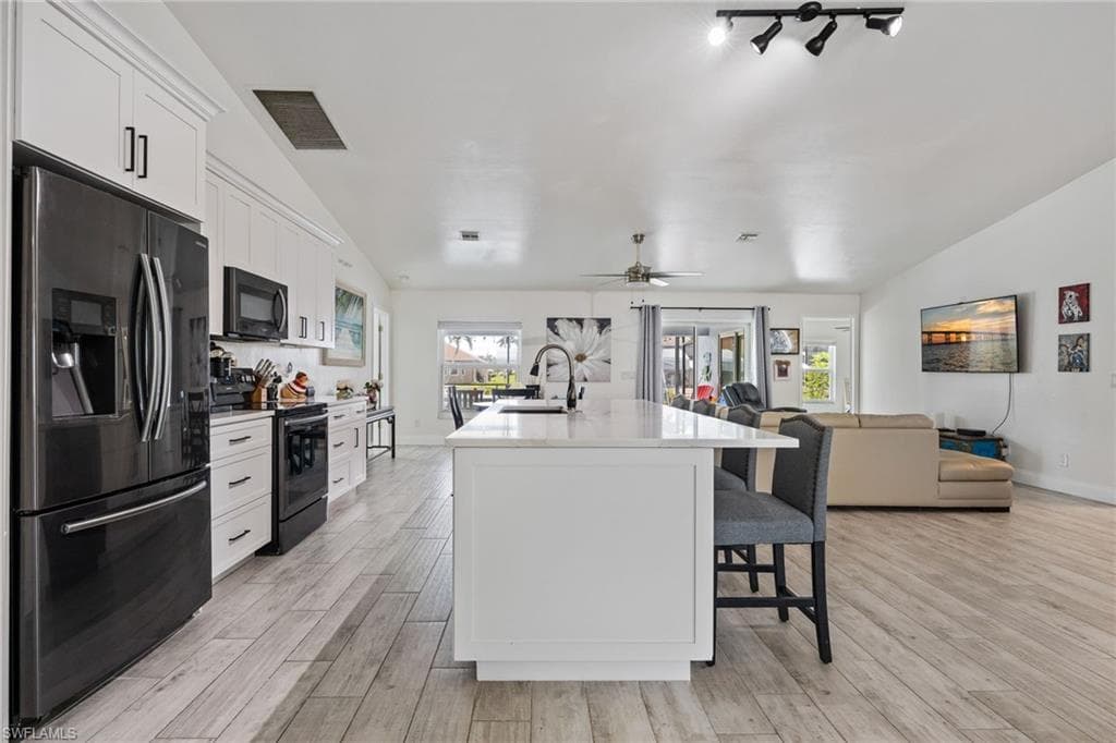 2017 SE 17th PL, CAPE CORAL FL 33990-11