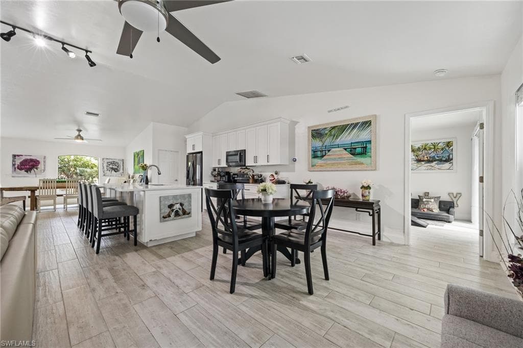 2017 SE 17th PL, CAPE CORAL FL 33990-19