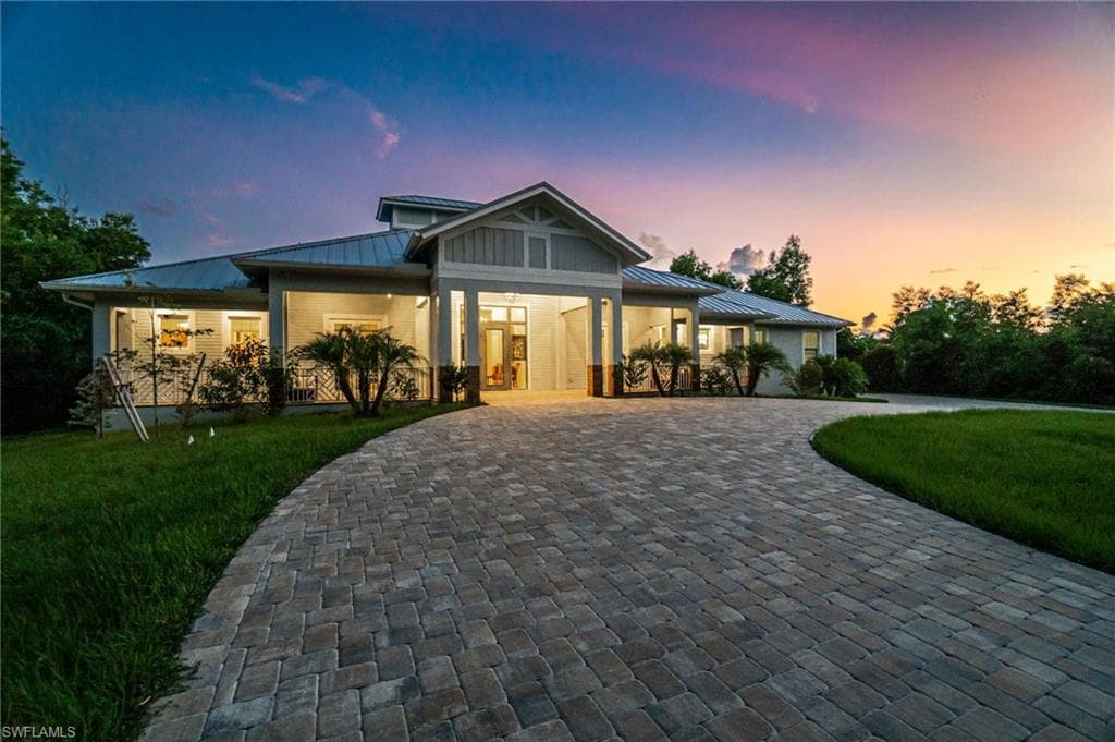 4381 Broadway AVE W, ESTERO FL 33928-46