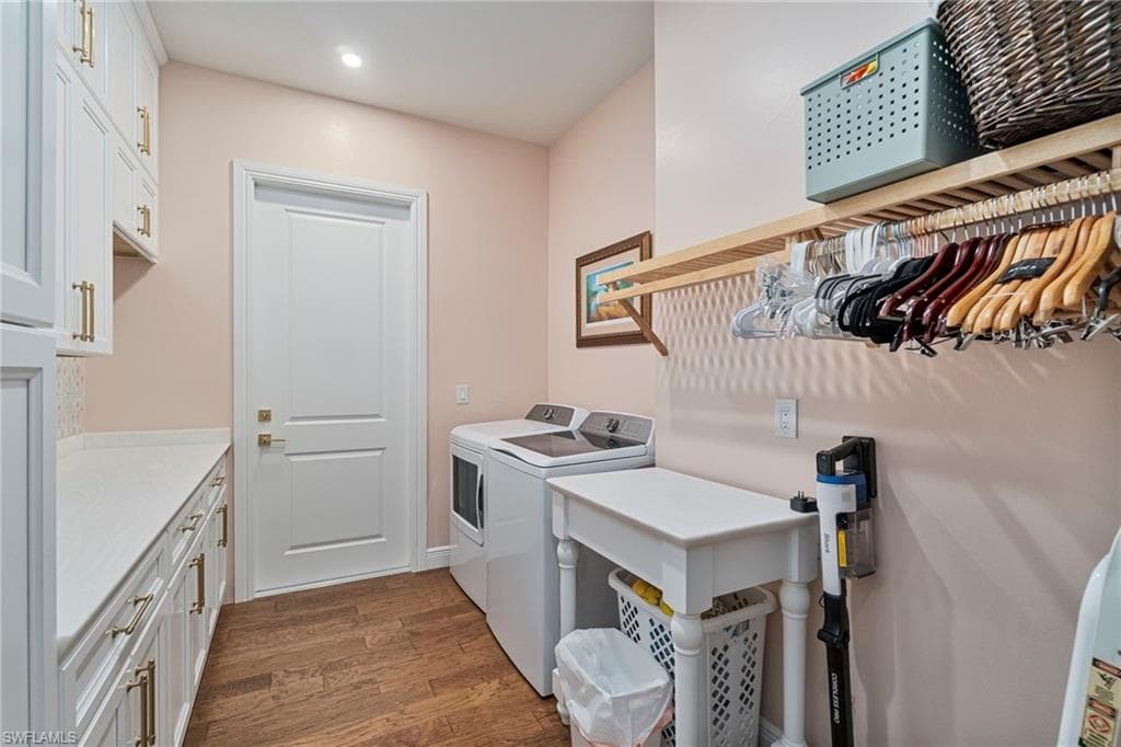 4381 Broadway AVE W, ESTERO FL 33928-39