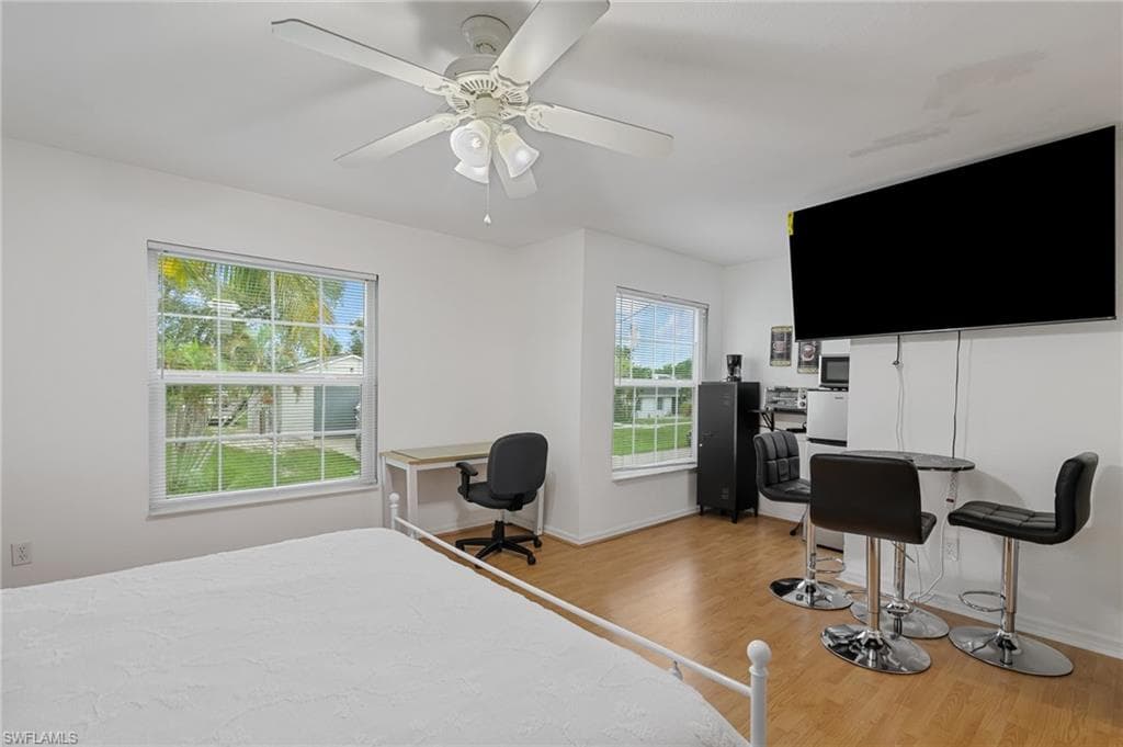 1447 SE 17th TER, CAPE CORAL FL 33990-11