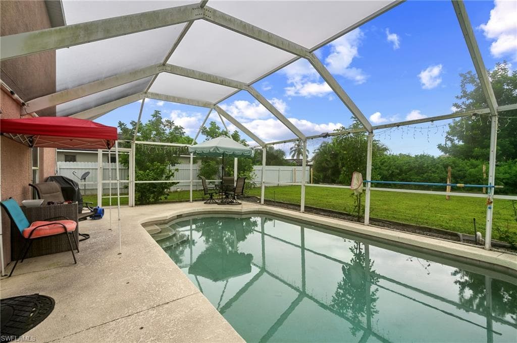 1447 SE 17th TER, CAPE CORAL FL 33990-19