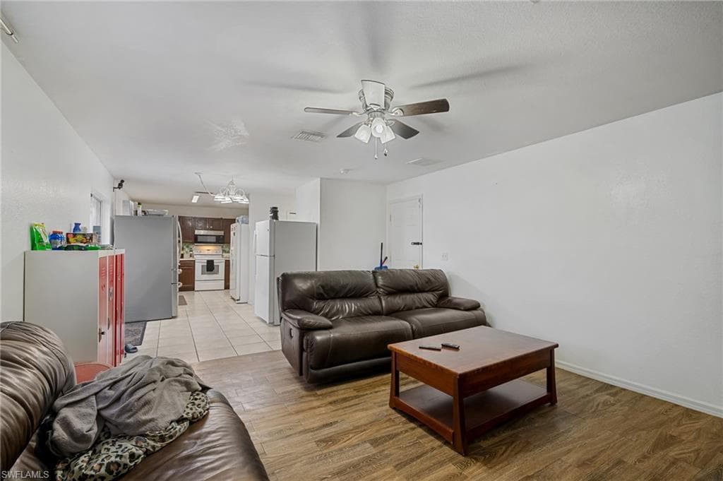 1447 SE 17th TER, CAPE CORAL FL 33990-8