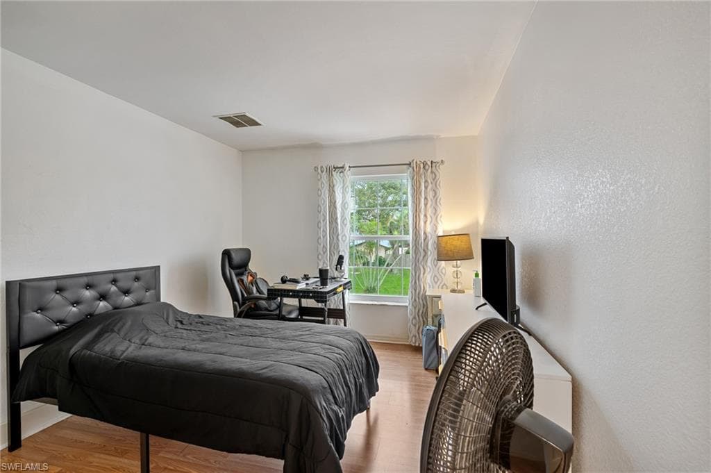 1447 SE 17th TER, CAPE CORAL FL 33990-14