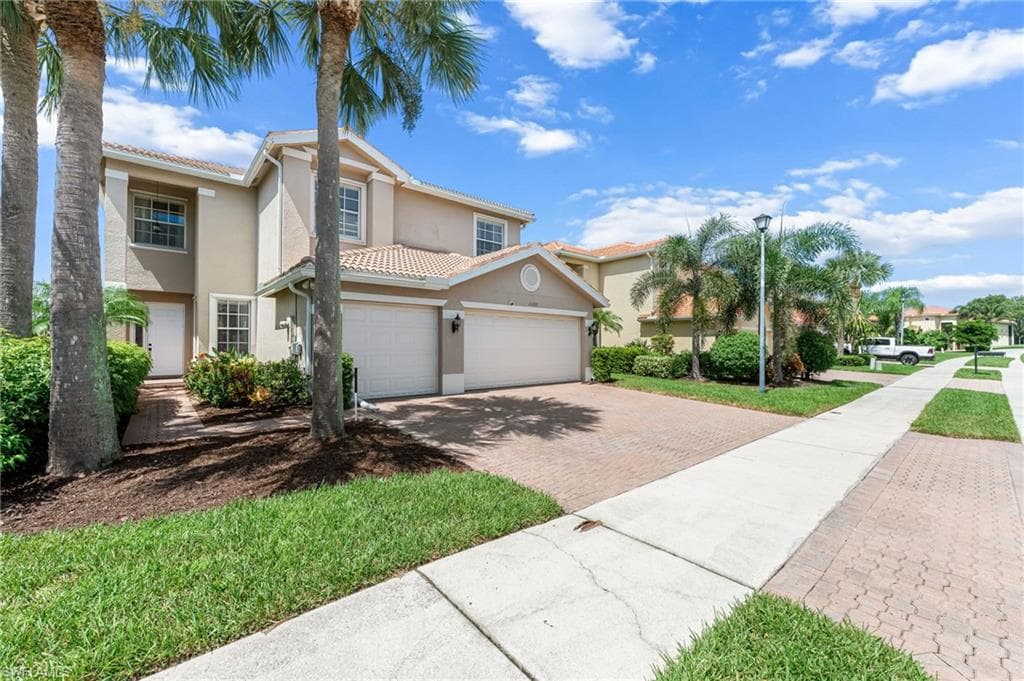 11260 Pond Cypress ST, FORT MYERS FL 33913-1