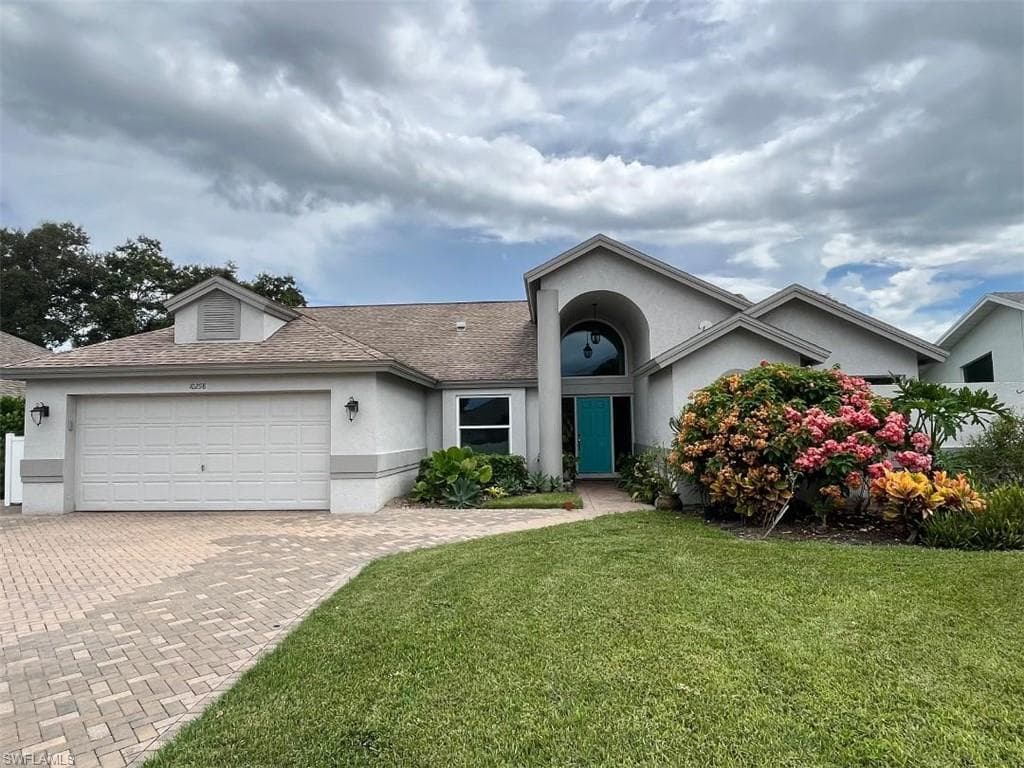 10298 Boca CIR, NAPLES FL 34109-1