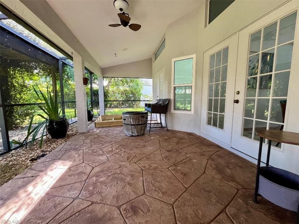 10298 Boca CIR, NAPLES FL 34109-17