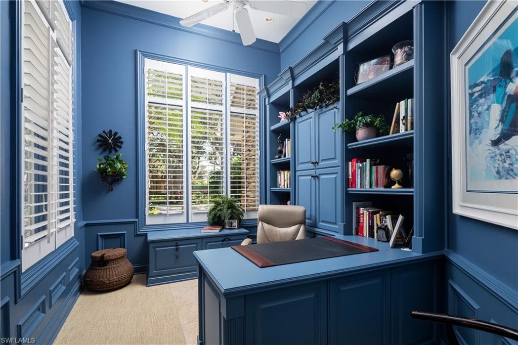 980 Barcarmil WAY, NAPLES FL 34110-19