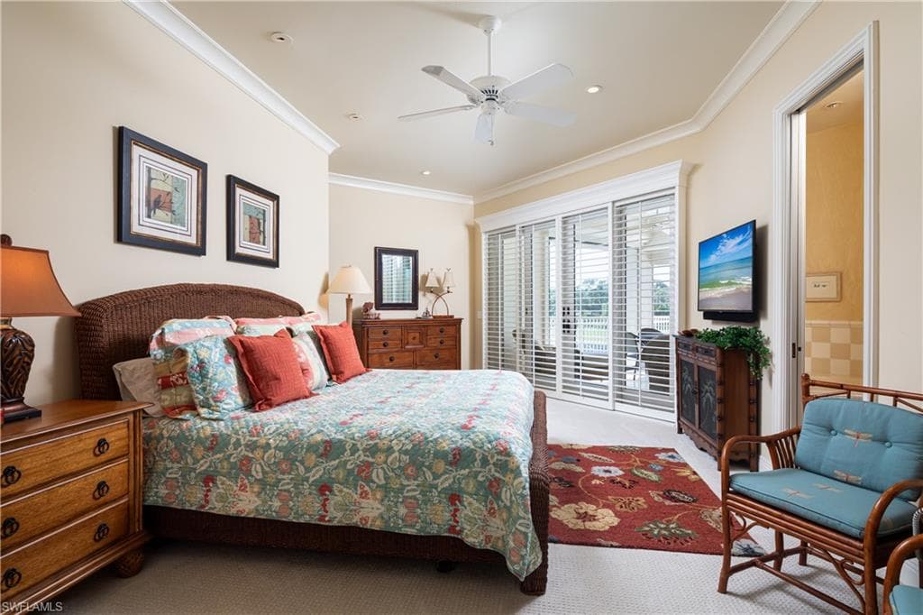 980 Barcarmil WAY, NAPLES FL 34110-28