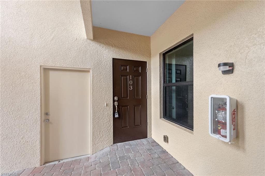 1802 Samantha Gayle WAY # 103, CAPE CORAL FL 33914-25