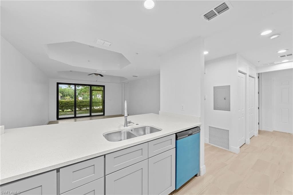 1802 Samantha Gayle WAY # 103, CAPE CORAL FL 33914-6