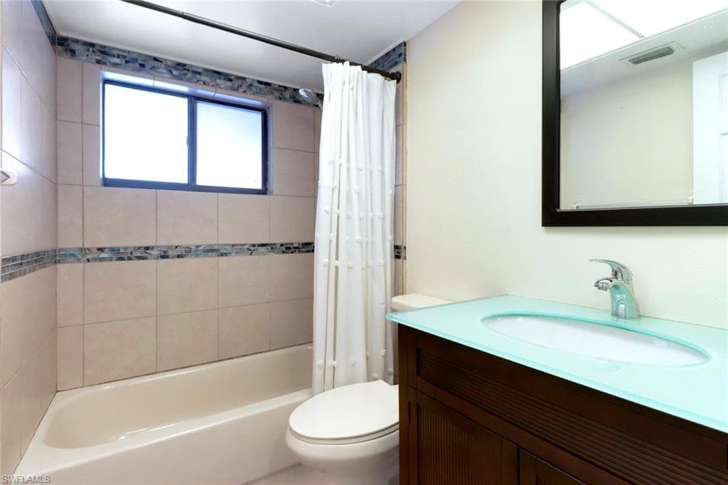 17084 Wayzata CT, NORTH FORT MYERS FL 33917-23