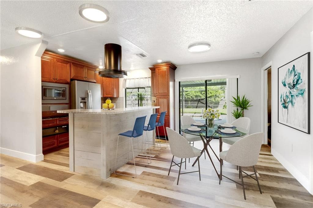 17084 Wayzata CT, NORTH FORT MYERS FL 33917-10