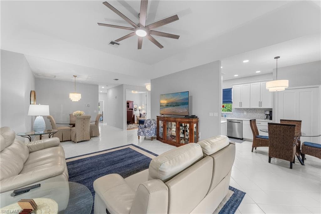 8501 Fairway Bend DR, ESTERO FL 33967-17