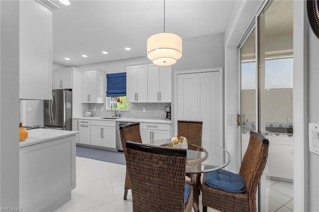 8501 Fairway Bend DR, ESTERO FL 33967-20