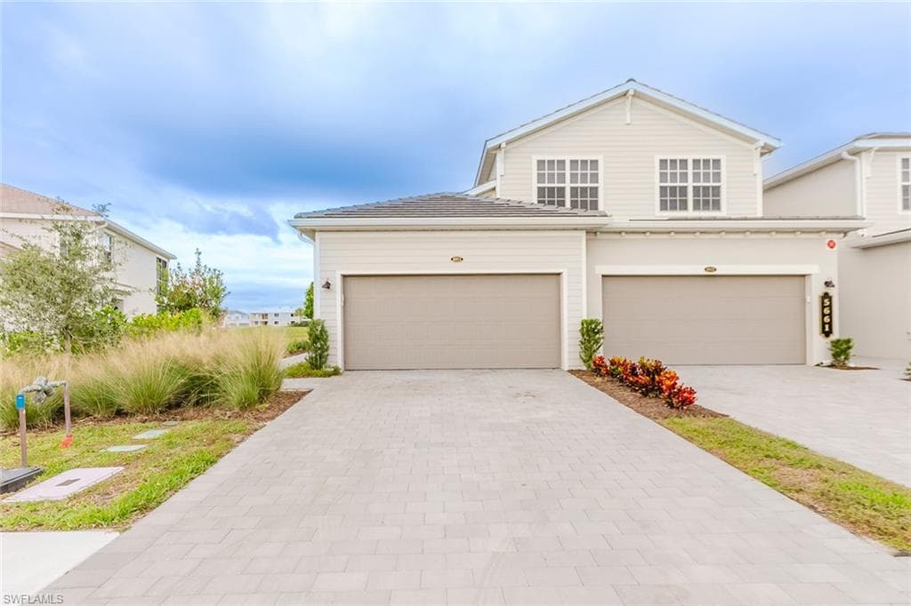 5661 Melbourne CT # 8011, AVE MARIA FL 34142-26