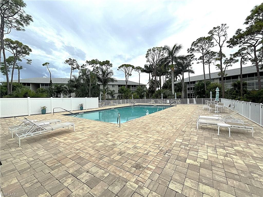 3002 Sandpiper Bay CIR # A103, NAPLES FL 34112-21